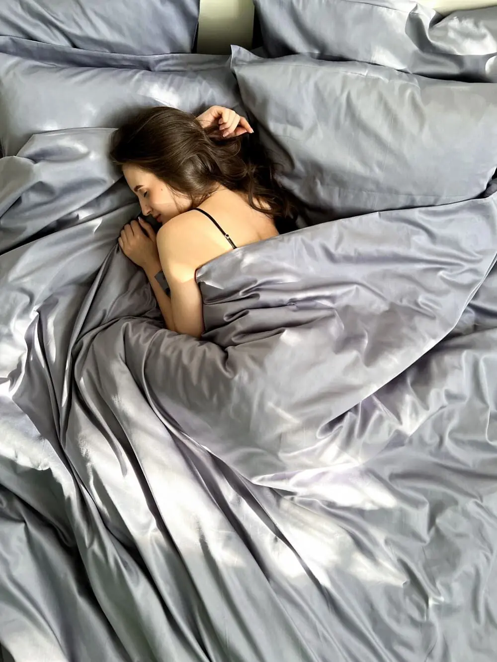 Metallic Bedding Set